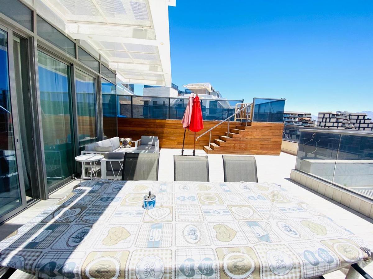 Stunning Penthouse With Sea Views And Private Heated Pool Daire Eilat Dış mekan fotoğraf